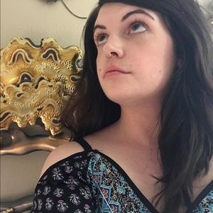 Meet your Posher, Alexandra